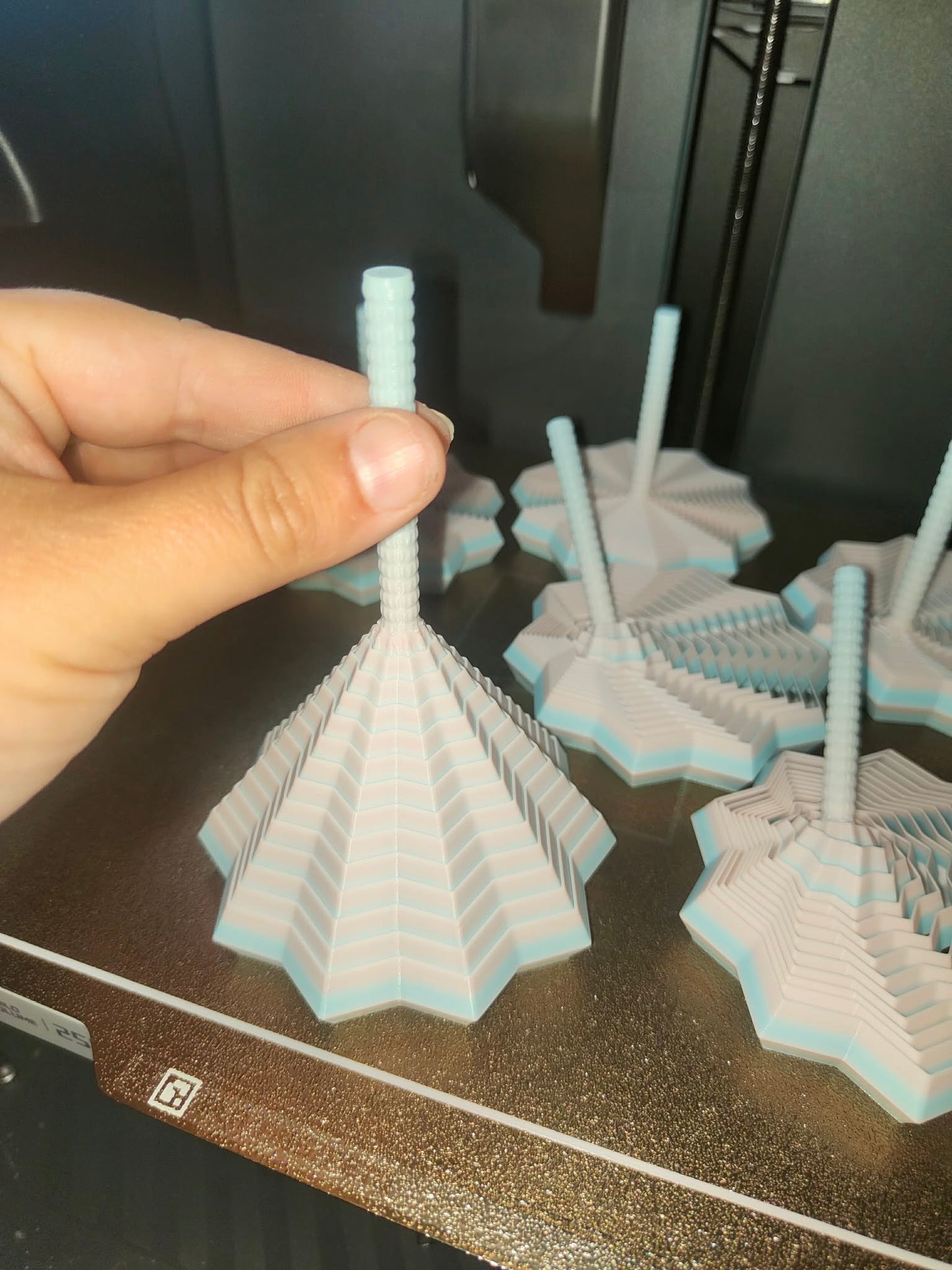 Star Fidget with handle - multicolour